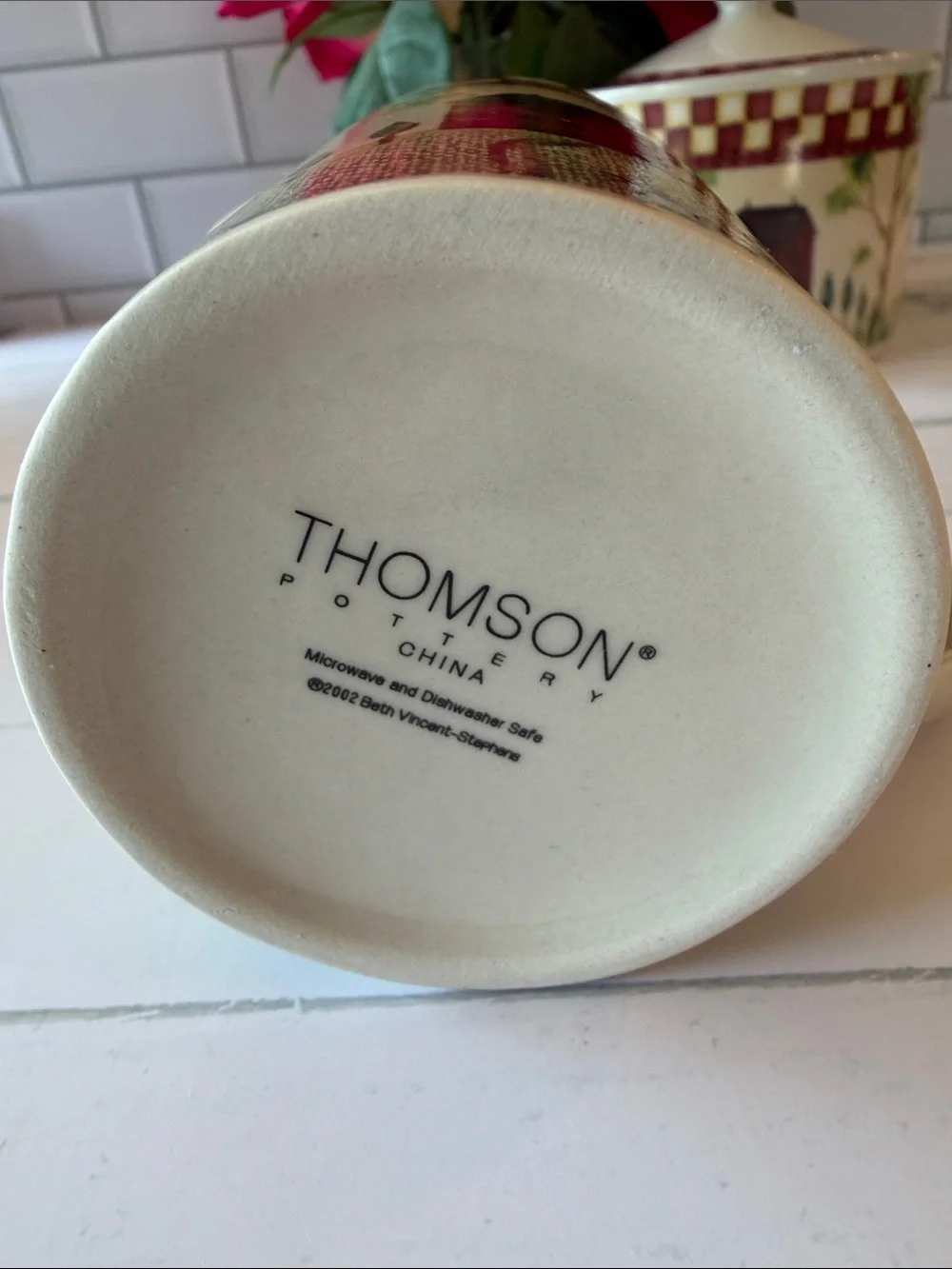 Thomson Cream and Red Country Cottage Sugar and Creamer Set